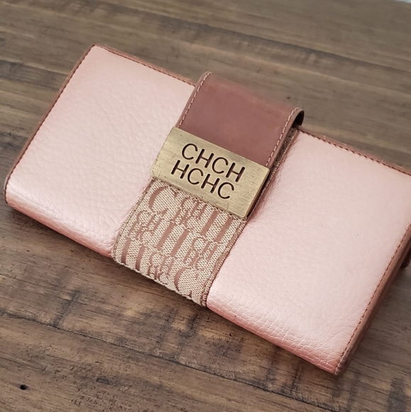 Authentic CH Carolina Leather Wallet - Picture 1 of 8